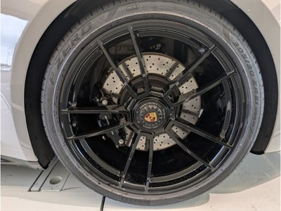 2024 Porsche 911 photo 8