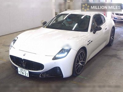 MASERATI GRANTURISMO - 4