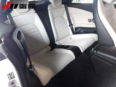 MERCEDES-BENZ C-CLASS AMG - 6