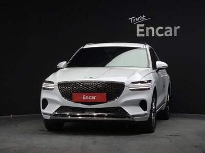 صورة 2 لـ 2021 Genesis GV70