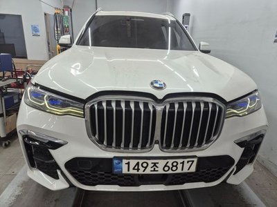 BMW X7 - 1