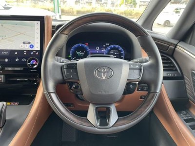 2023 Toyota VELLFIRE — фото 10