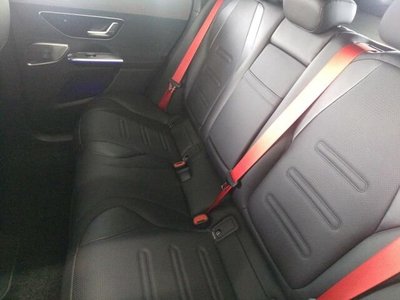 MERCEDES-BENZ EQE - 6