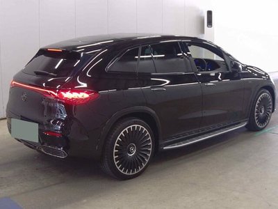 MERCEDES-BENZ EQE - 5