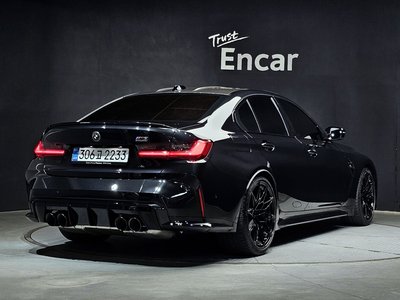2025 BMW M3 photo 4
