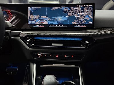 2025 BMW M3 thumbnail 20
