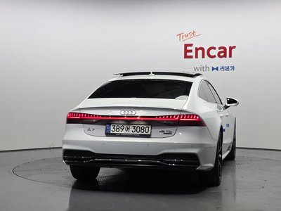 صورة 3 لـ 2022 AUDI A7