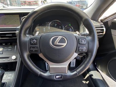 صورة مصغرة 33 لـ 2019 Lexus RC F