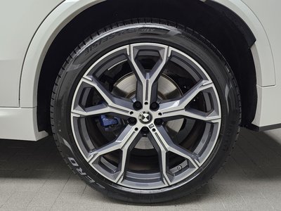 صورة 8 لـ 2025 BMW X5