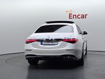 2023 Mercedes-BENZ S-CLASS photo 3