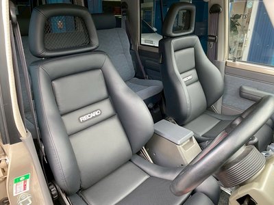 2003 Toyota LAND CRUISER 70 — миниатюра 33