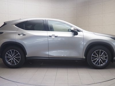 2023 Lexus NX — фото 8
