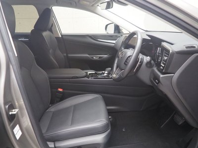 صورة مصغرة 13 لـ 2023 Lexus NX