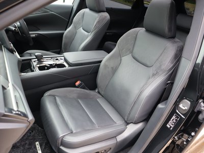 صورة مصغرة 51 لـ 2024 Lexus RX