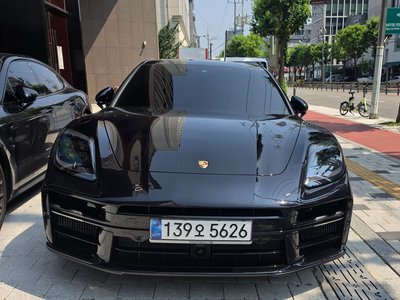 PORSCHE PANAMERA - 1