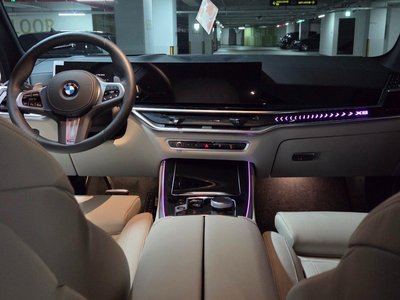 2026 BMW X5 photo 8