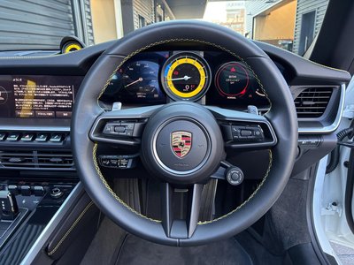 PORSCHE 911 CABRIOLET - 3