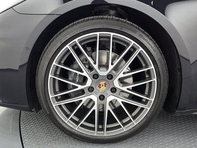 PORSCHE PANAMERA - 6