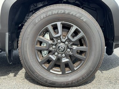 TOYOTA LAND CRUISER 250 - 8