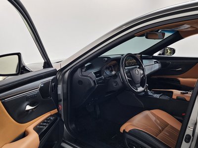 LEXUS ES - 10