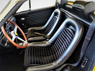 1967 Ferrari DINO 照片 14