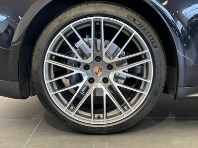 PORSCHE PANAMERA - 9