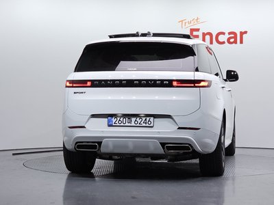 2025 LAND Rover RANGE ROVER SPORT — фото 4