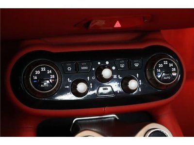 صورة مصغرة 27 لـ 2010 Ferrari CALIFORNIA