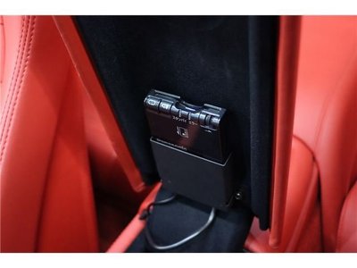 صورة مصغرة 30 لـ 2010 Ferrari CALIFORNIA