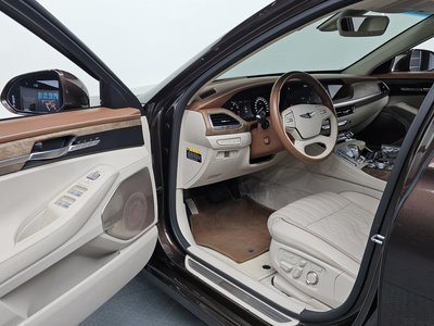 2021 Genesis G90 — фото 10