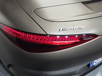 MERCEDES-BENZ SL - 10