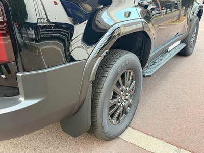 TOYOTA LAND CRUISER 250 - 8