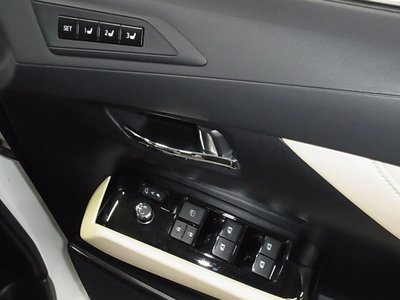 2017 Toyota ALPHARD — миниатюра 41