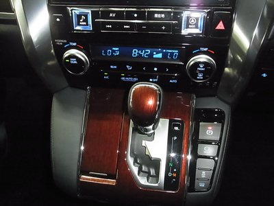 2017 Toyota ALPHARD — миниатюра 34