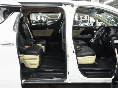 2017 Toyota ALPHARD — миниатюра 18