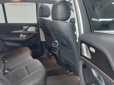 MERCEDES-BENZ GLE - 10