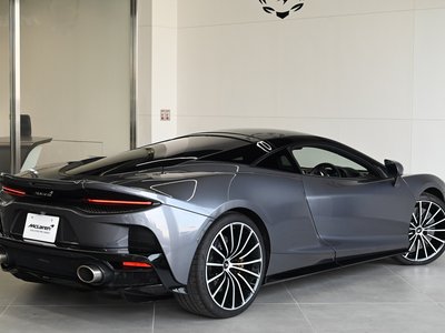 MCLAREN GT - 10