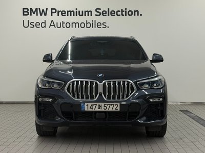 2021 BMW X6 照片 2