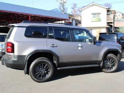 TOYOTA LAND CRUISER 250 - 5