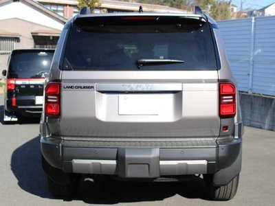 TOYOTA LAND CRUISER 250 - 3