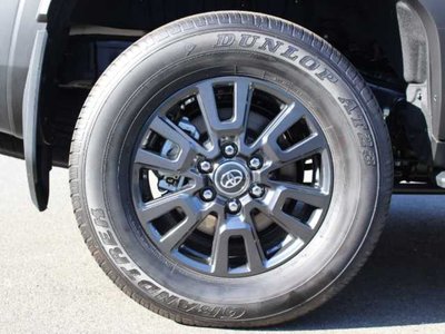 TOYOTA LAND CRUISER 250 - 7