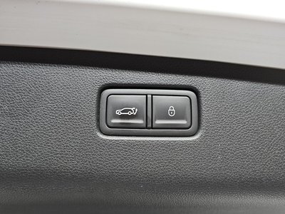 2022 Genesis GV70 thumbnail 20