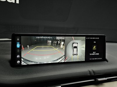 2022 Genesis GV70 thumbnail 16