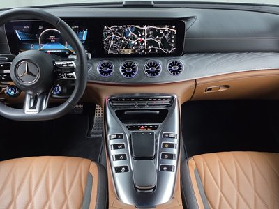 صورة 5 لـ 2023 Mercedes-BENZ GT AMG