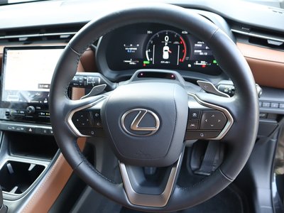 2024 Lexus LBX thumbnail 65