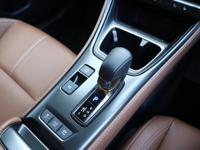 2024 Lexus LBX thumbnail 68