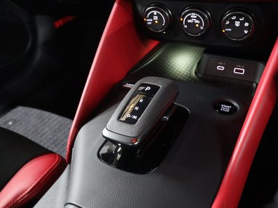 صورة 7 لـ 2025 Nissan FAIRLADY Z