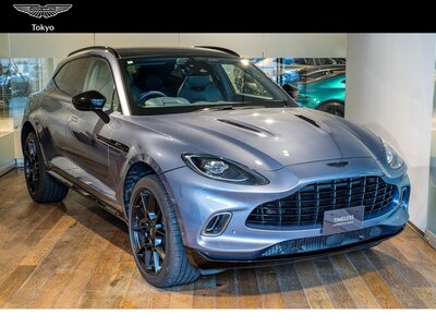 ASTON MARTIN DBX