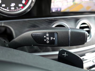 MERCEDES-BENZ E-CLASS - 9