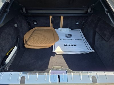 PORSCHE PANAMERA - 8